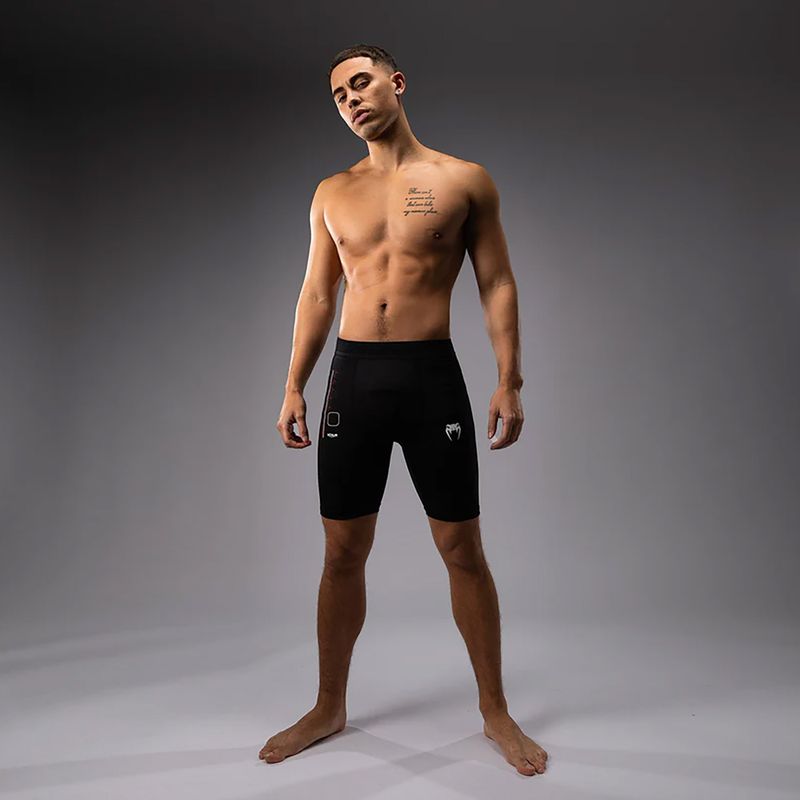 Pantaloni scurți de antrenament pentru bărbați Venum Tactical XT Vale Tudo black/fire red 2