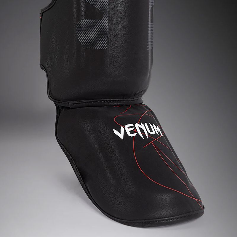 Protectoare pentru tibie și picior pentru femei Venum Tactical XT Shinguards negru / roșu aprins 4
