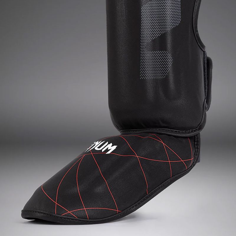Protectoare pentru tibie și picior pentru femei Venum Tactical XT Shinguards negru / roșu aprins 5