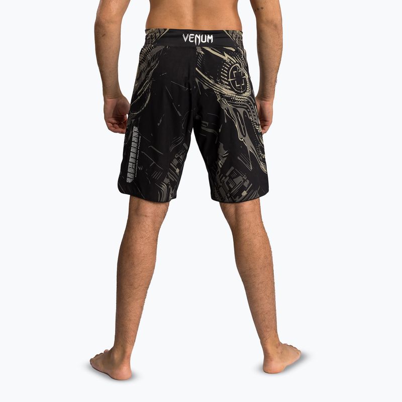 Pantaloni scurți de antrenament pentru bărbați Venum Invader Fight black/sand 3