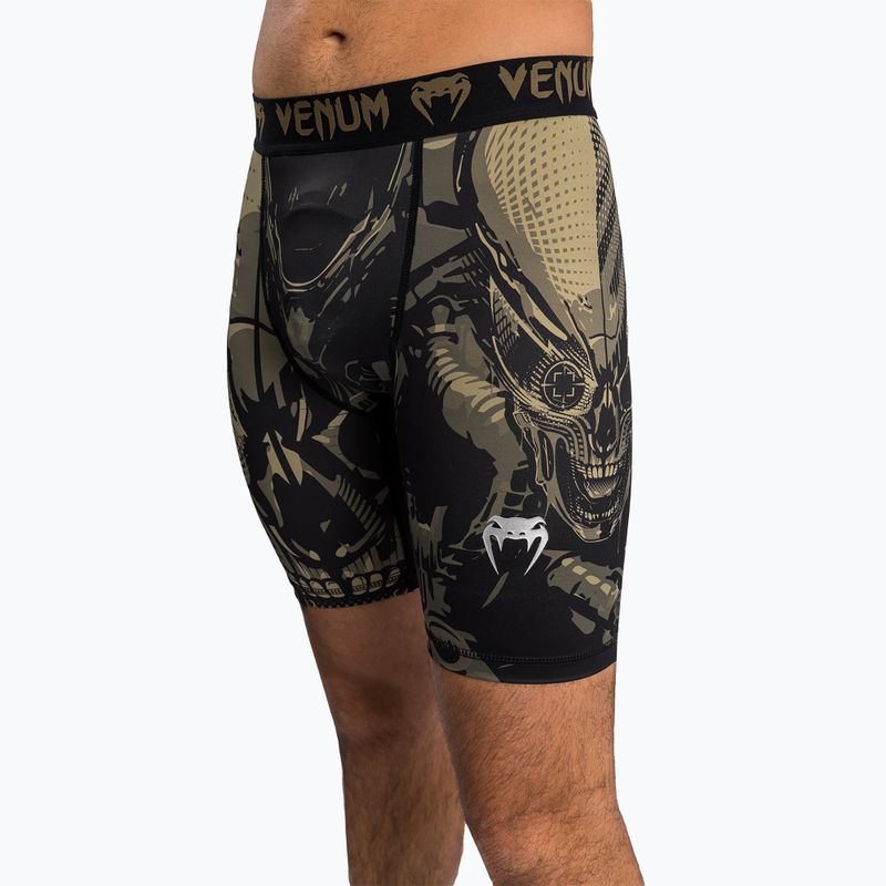 Pantaloni de antrenament pentru bărbați Venum Invander Vale Tudo black/sand 7