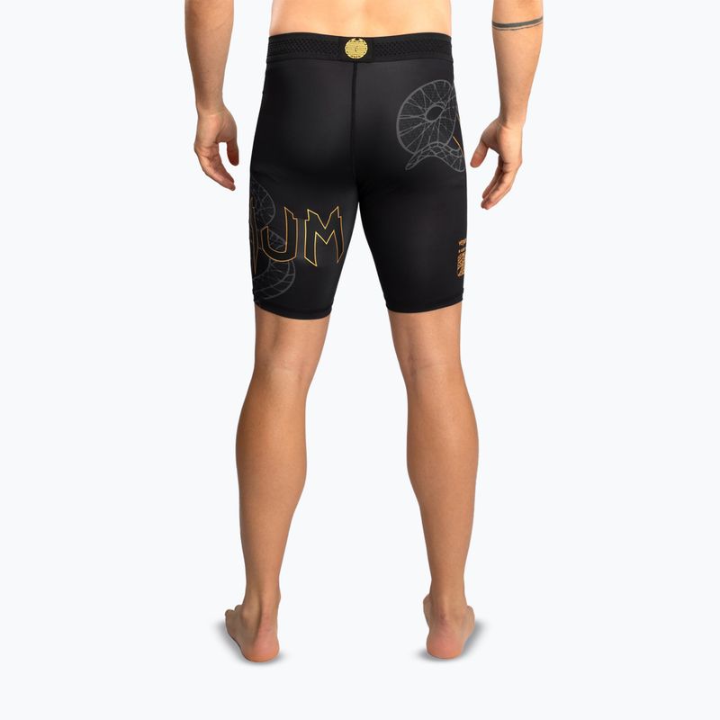 Pantaloni scurți de antrenament pentru bărbați Venum Serpenti Vale Tudo black/silver/gold 3