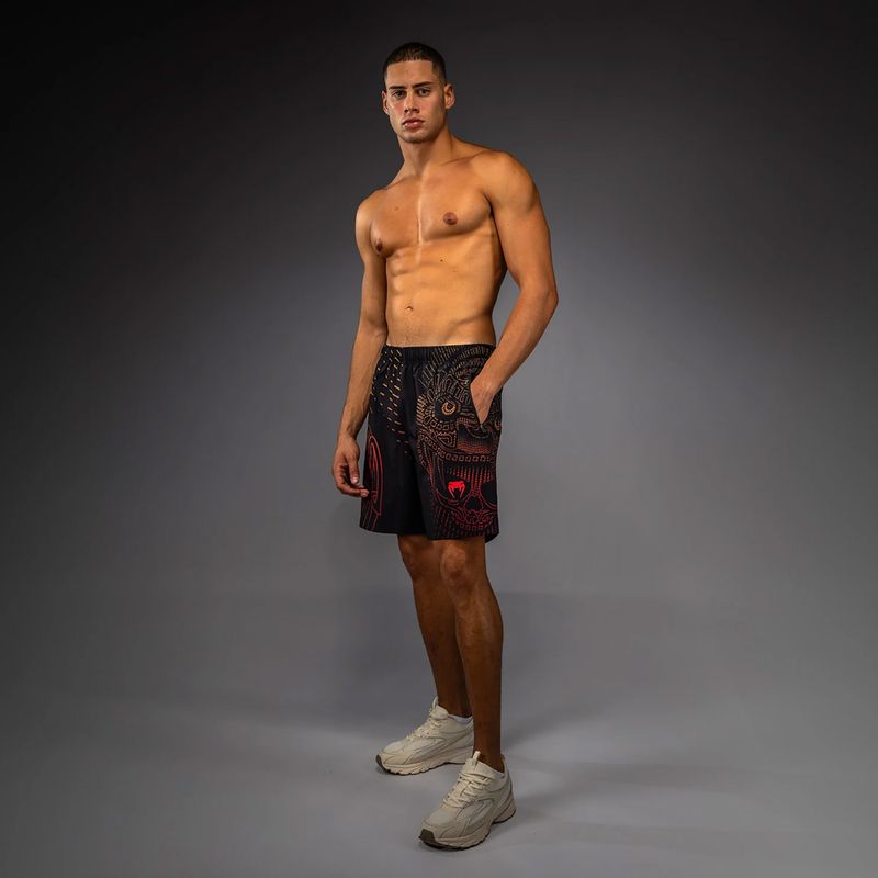 Pantaloni scurți de antrenament pentru bărbați Venum Quetzal Fury Training black/fury red/tangerine 2