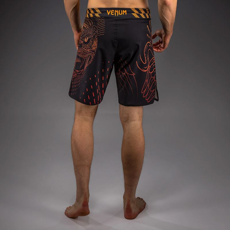 Pantaloni scurți de antrenament pentru bărbați Venum Quetzal Fury Fightshorts black/fury red/tangerine 3