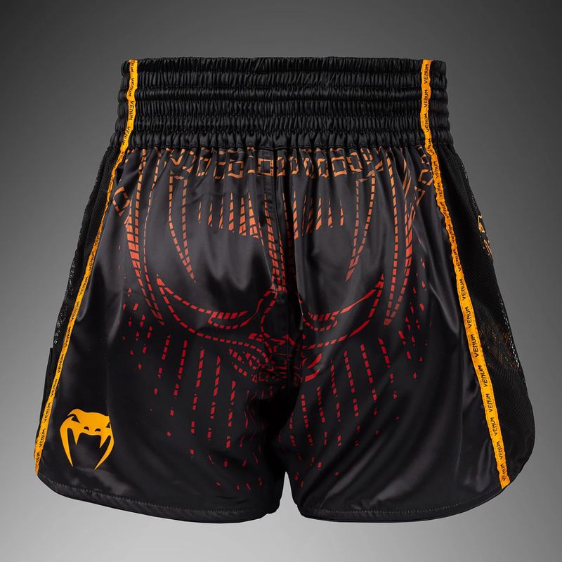 Pantaloni scurți de antrenament pentru bărbați Venum Quetzal Fury Muay Thai black/fury red/tangerine 2