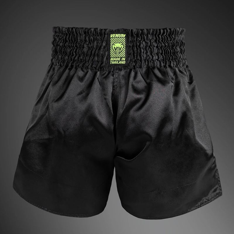 Pantaloni scurți de antrenament pentru bărbați Venum Classic Evo Muay Thai black/neon yellow 2