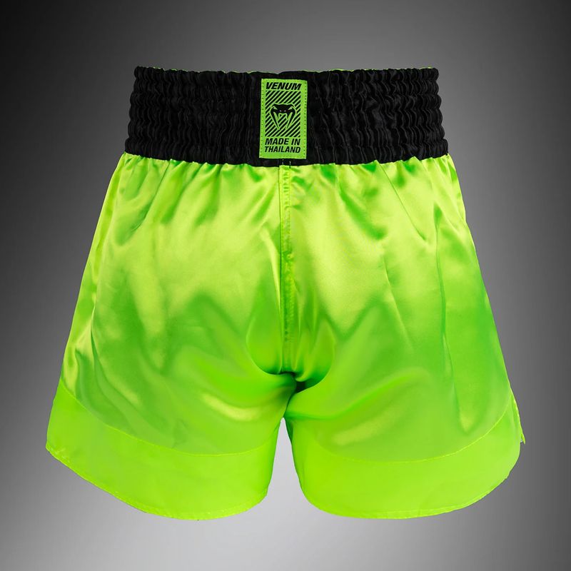Pantaloni scurți de antrenament pentru bărbați Venum Classic Evo Muay Thai neon yellow/black 2