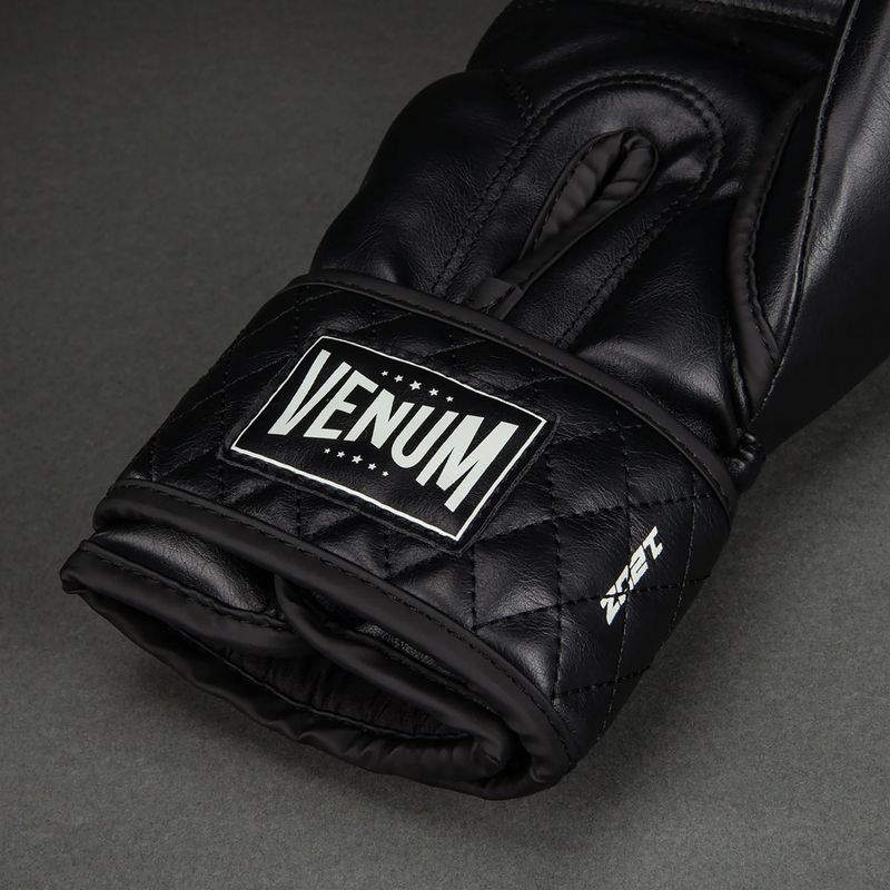 Mănuși de box Venum Impact Classic Boxing black 6