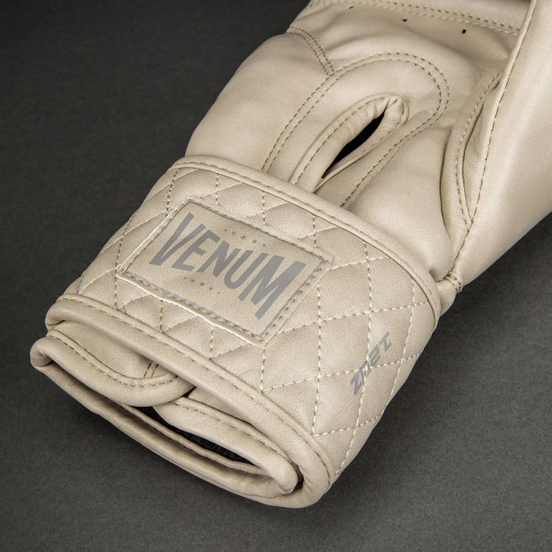Mănuși de box Venum Impact Classic Boxing ivory 4