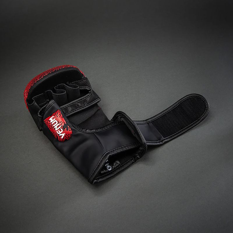 Mănuși de sparring Venum x TEKKEN 8 Kazuya Sparring red/black 5