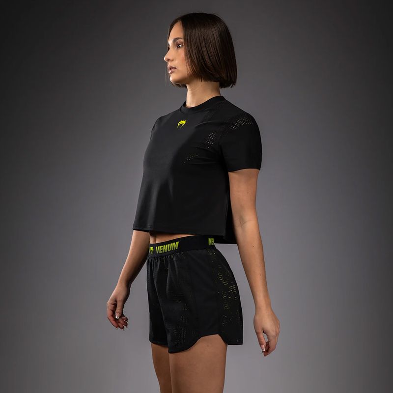 Pantaloni scurți de antrenament pentru femei Venum Lazer black/yellow 4