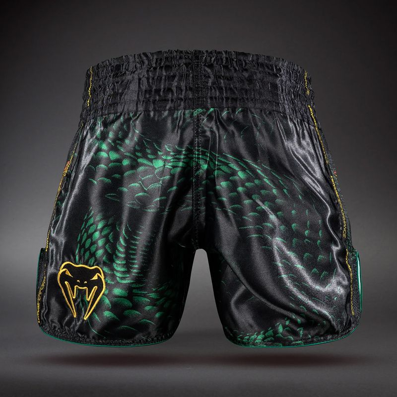 Pantaloni scurți de antrenament pentru bărbați Venum Matupa Muay Thai black/green/gold 2