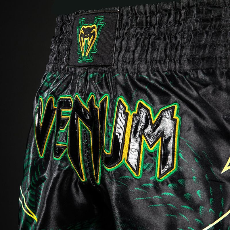 Pantaloni scurți de antrenament pentru bărbați Venum Matupa Muay Thai black/green/gold 5