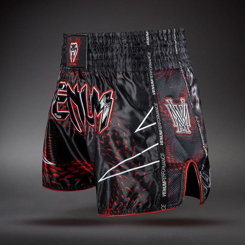 Pantaloni scurți de antrenament pentru bărbați Venum Matupa Muay Thai black/red/silver 4