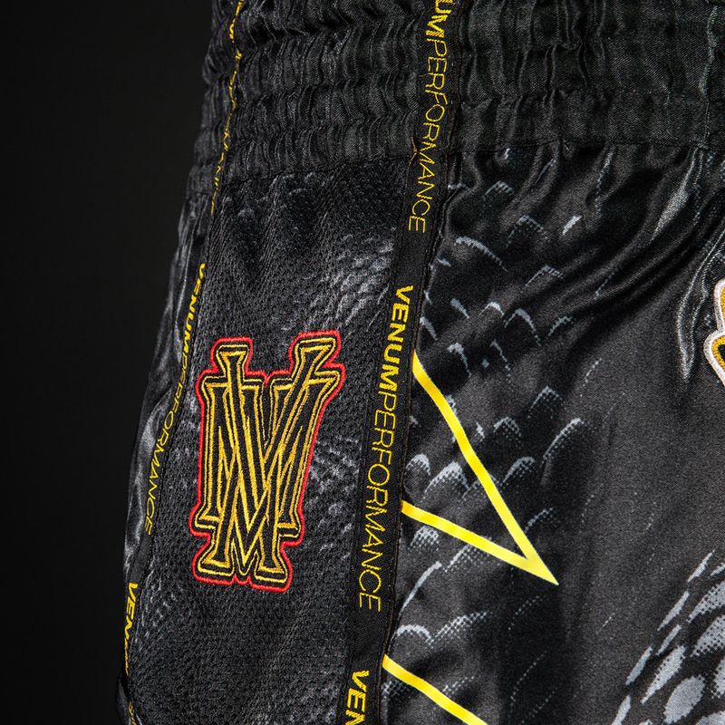 Pantaloni scurți de antrenament pentru bărbați Venum Matupa Muay Thai black/grey/gold 5