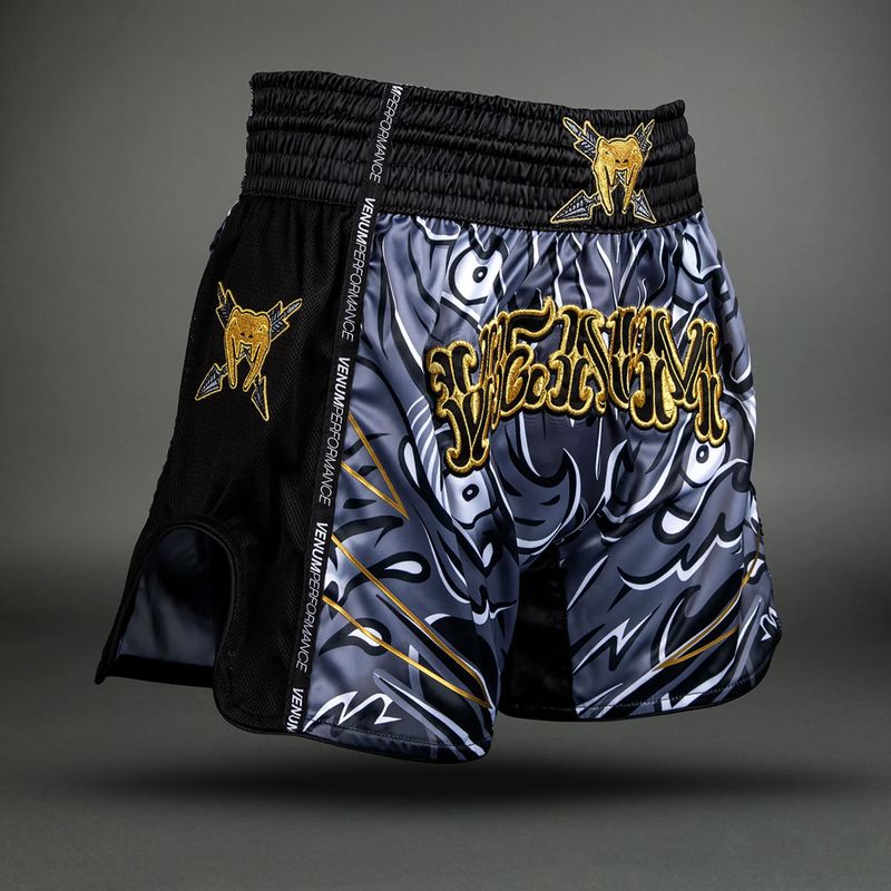 Pantaloni scurți de antrenament pentru bărbați Venum Wolf Attack Muay Thai Shorts black/grey 3