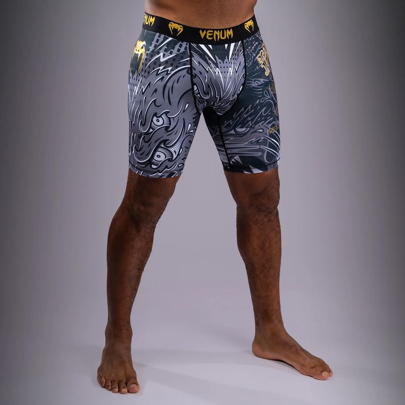 Pantaloni scurți de antrenament pentru bărbați Venum Wolf Attack Vale Tudo Shorts black/grey 2