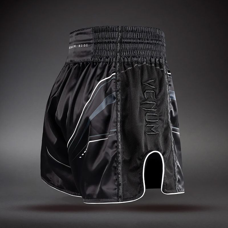 Pantaloni scurți de antrenament pentru bărbați Venum Streamline Muay Thai black/white 4