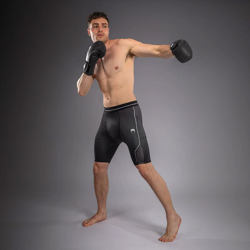 Pantaloni scurți de antrenament pentru bărbați Venum Stealth Vale Tudo black/white 2