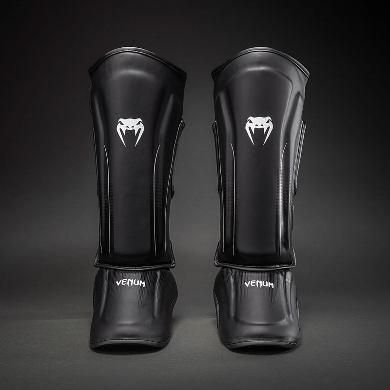 Protecții pentru tibie și picioare Venum Stealth Shin black/white 2
