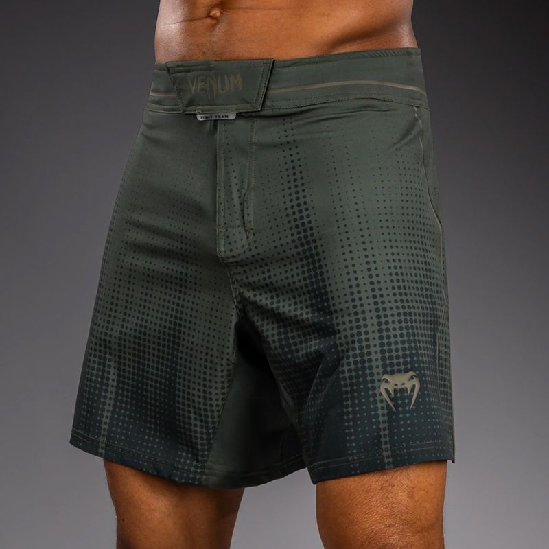 Pantaloni scurți de antrenament pentru bărbați Venum Stealth Khaki/Dark Green 5