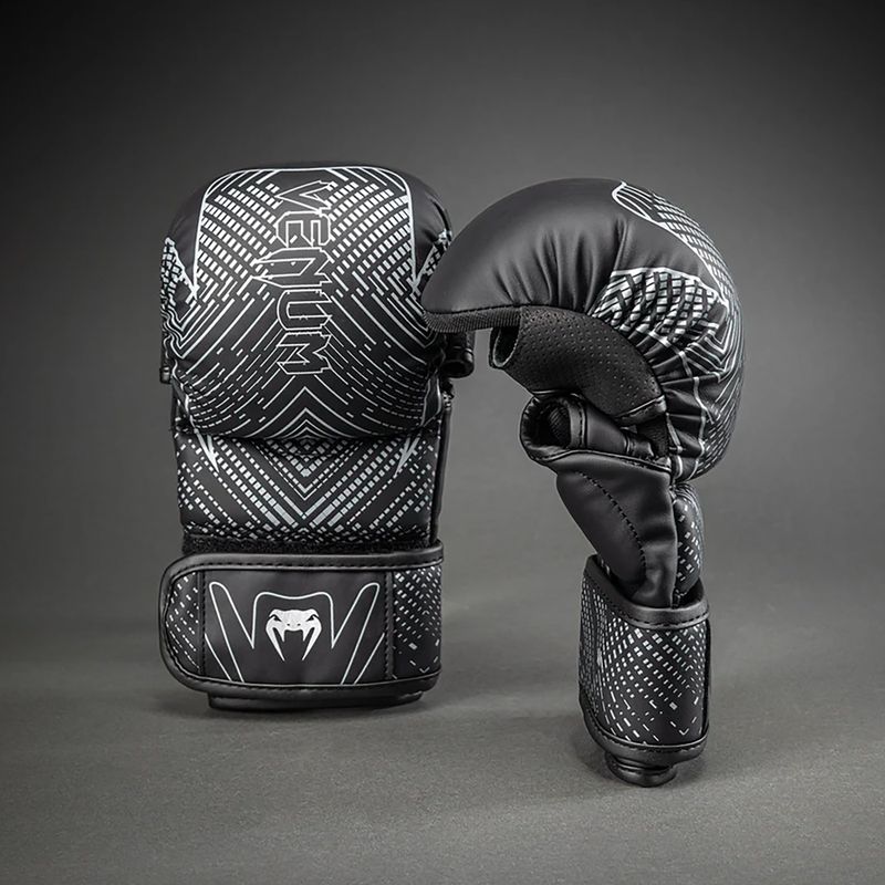 Mănuși de sparring Venum Midnight Fury Sparring black/grey/silver 2