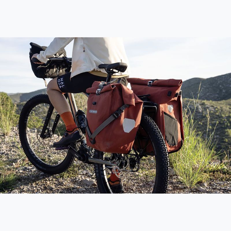 Geantă de bicicletă ORTLIEB Back-Roller Plus QL2.2 20+3 l dark chili 9