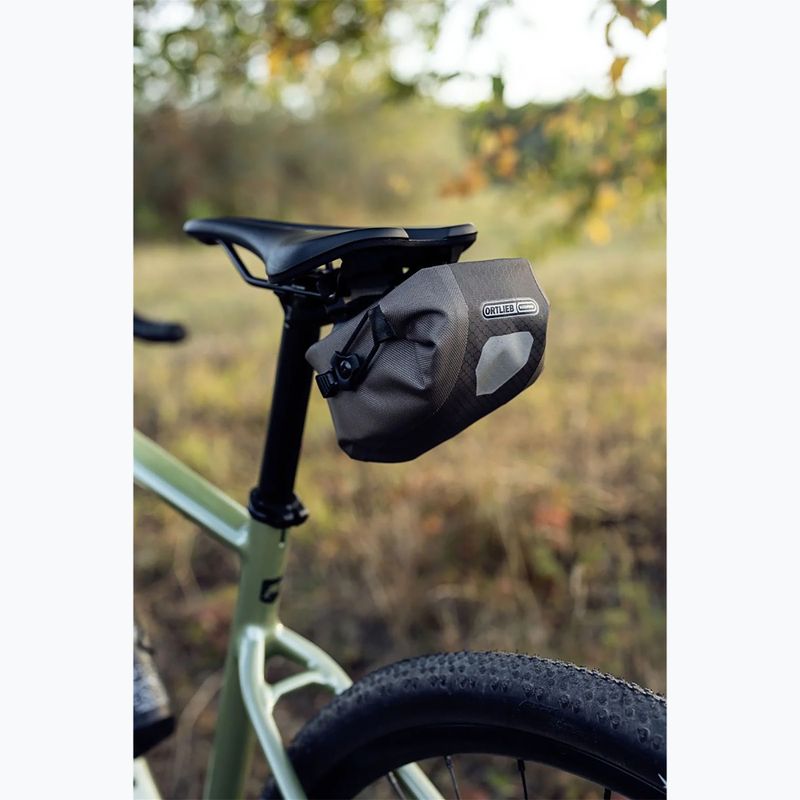 Geantă de bicicletă sub șa ORTLIEB Micro Two 0.8 l dark sand 8