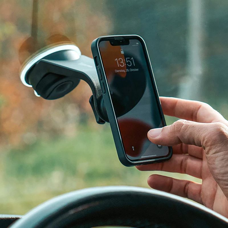 Suport de telefon pentru mașină cu montare pe parbriz SP Connect Suction Mount, negru, 53141 6