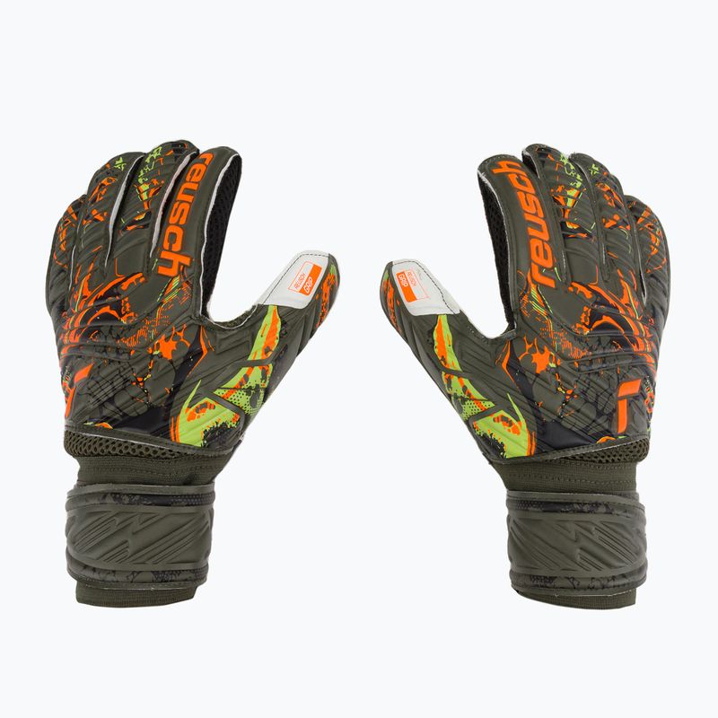 Mănuși de portar Reusch Attrakt Grip verde 5370018-5556
