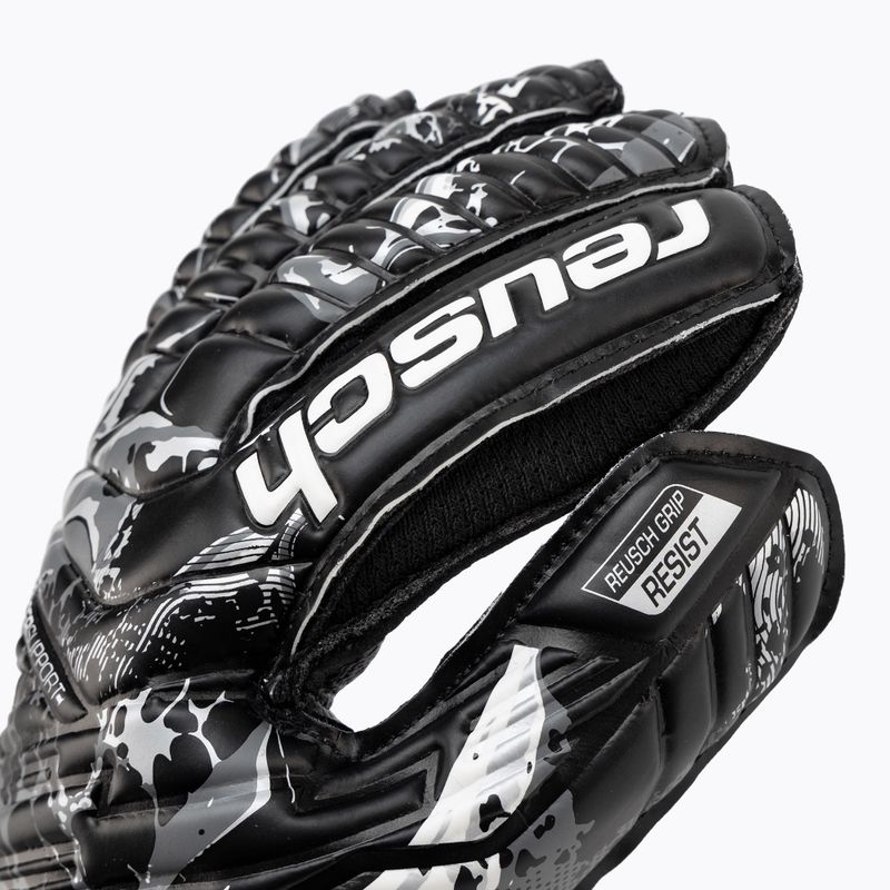 Reusch Attrakt Resist Resist Finger Support Goalkeeper Gloves negru 5370610-7700 3