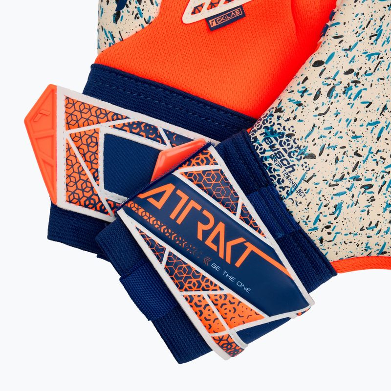 Mănuși de portar  Reusch Attrakt Fusion shocking orange/energize blue 5