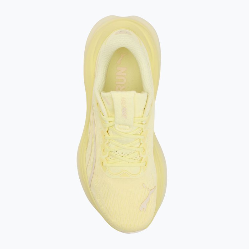 Pantofi de alergare pentru femei PUMA MagMax Nitro gold moon 5