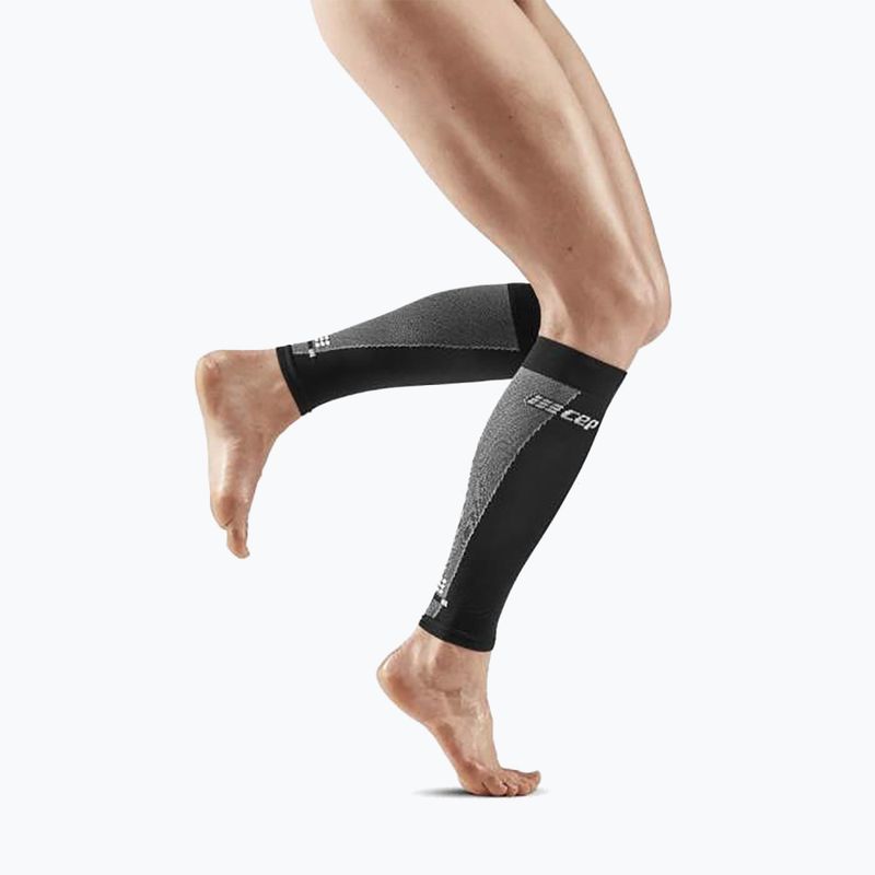 Benzi compresive de gambe pentru femei CEP Ultralight Calf black/grey 2