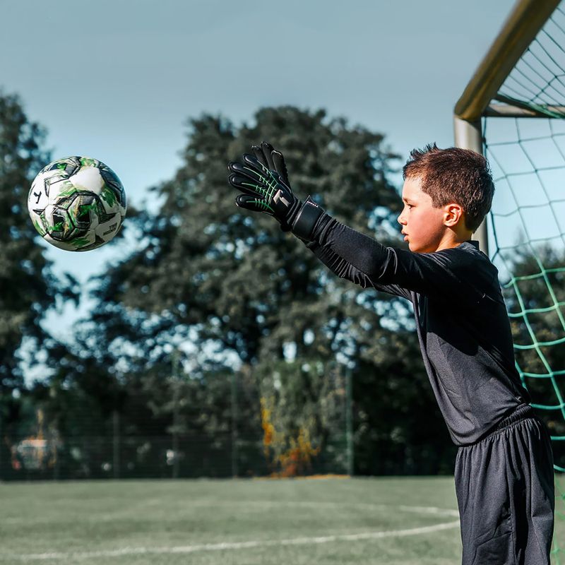 Mănuși de portar pentru copii  T1TAN Fluo Beast 3.0 Junior FP black 3