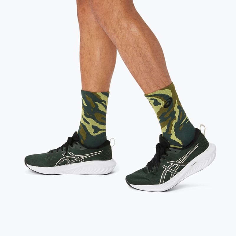 Șosete de alergat ASICS Color Camo Run Crew rain forest/cactus/glow yellow 3