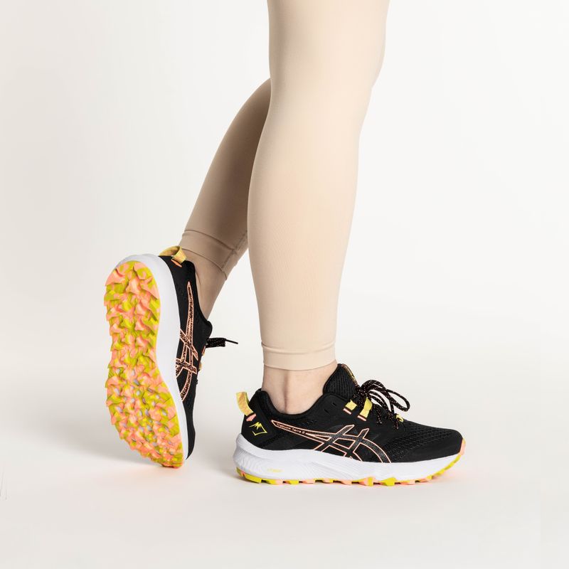 Încălțăminte de alergat pentru femei ASICS Trabuco Terra 2 black/sun coral 2