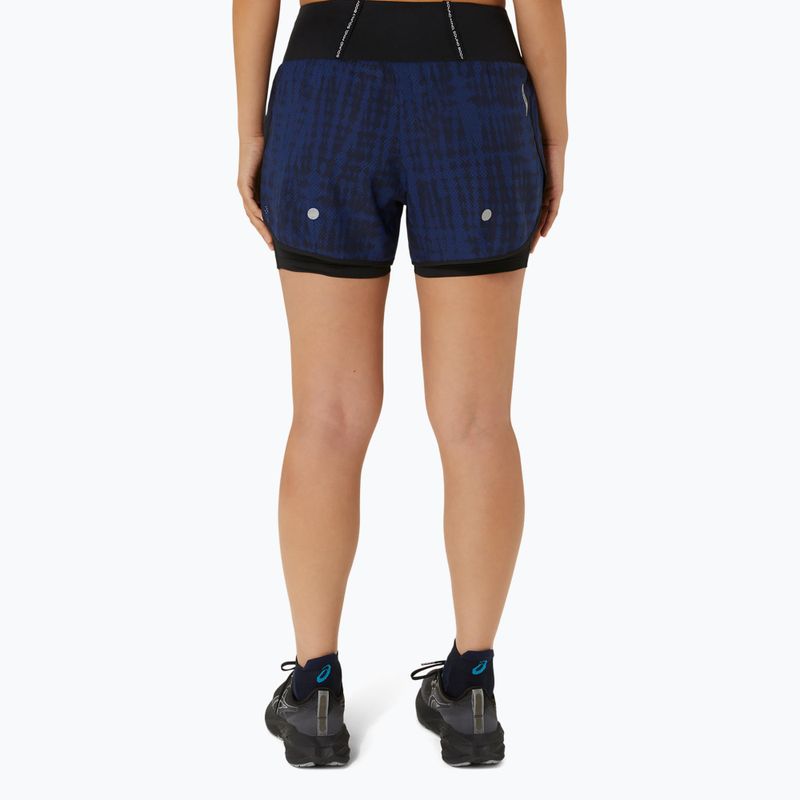 Pantaloni scurți de alergare pentru femei ASICS Road All Over Print 2N1 3.5IN midnight 3