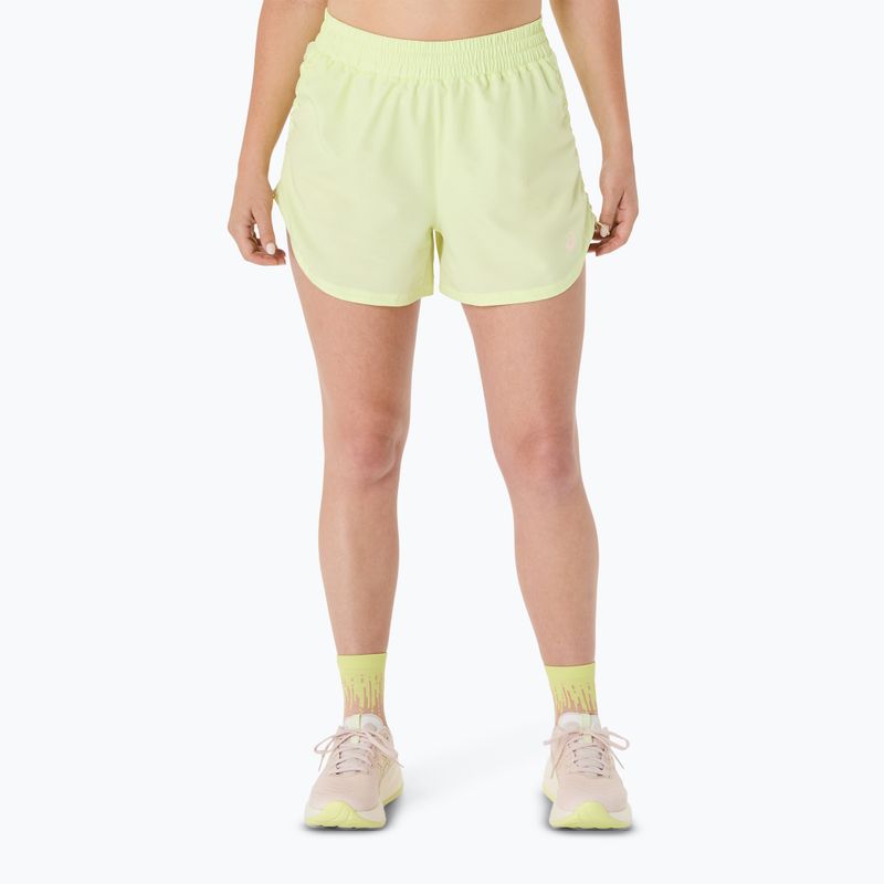 Pantaloni scurți de alergare pentru femei ASICS Nagino Run Adjustable 4IN huddle yellow