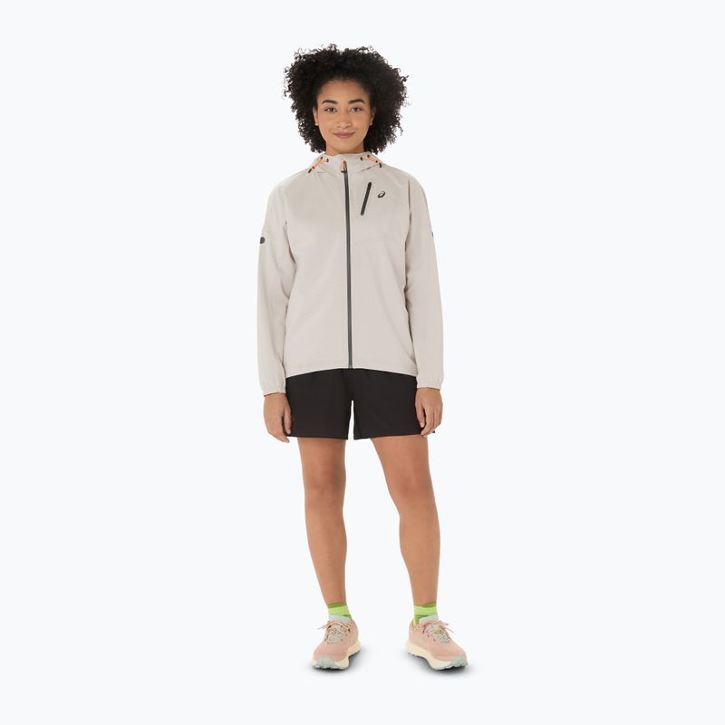 Geacă de alergare pentru femei ASICS Fujitrail Elite Waterproof cream 2