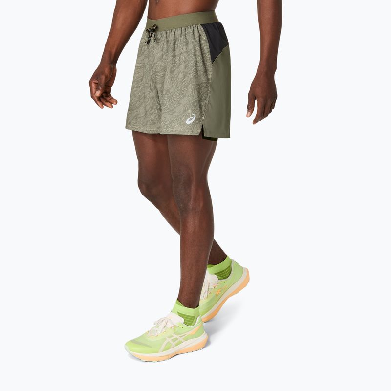 Pantaloni scurți de alergare pentru bărbați ASICS Fujitrail All Over Print 5IN mantle green 4