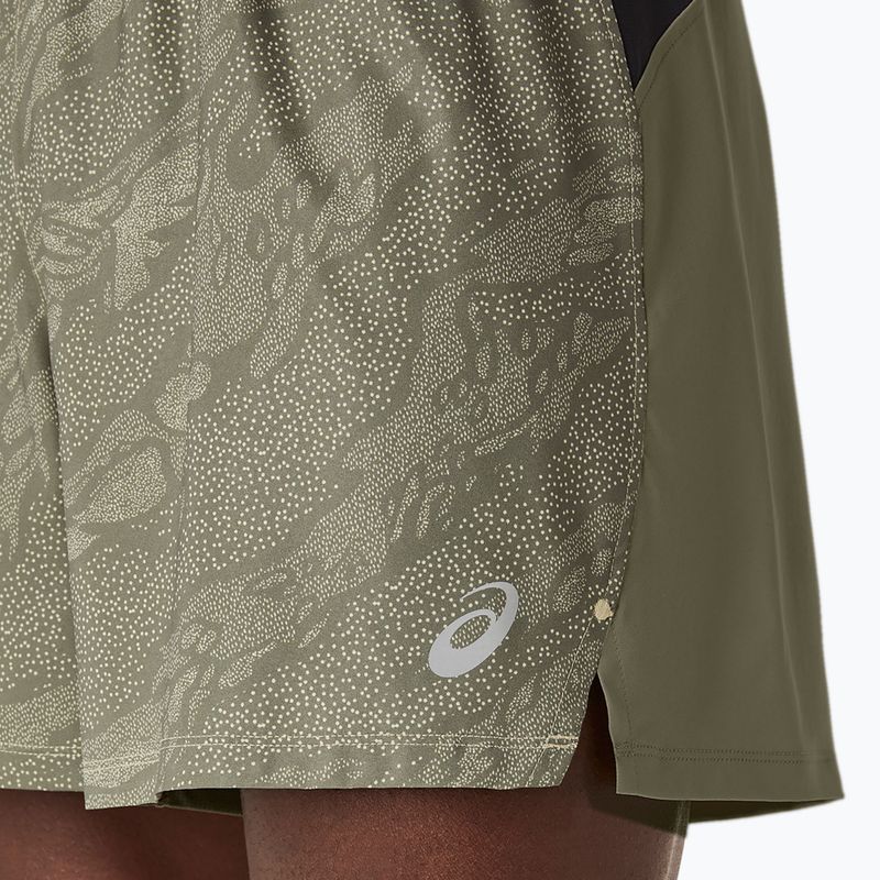 Pantaloni scurți de alergare pentru bărbați ASICS Fujitrail All Over Print 5IN mantle green 6