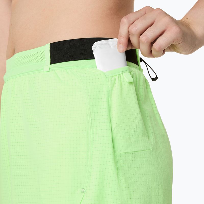 Pantaloni scurți de alergare pentru femei ASICS Metarun Split illuminate green 9