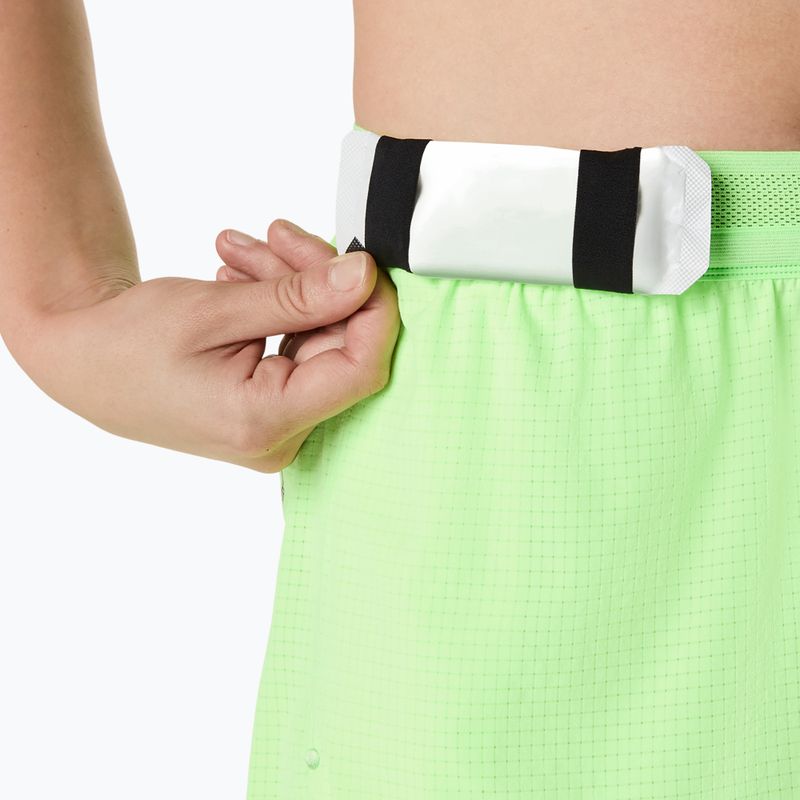 Pantaloni scurți de alergare pentru femei ASICS Metarun Split illuminate green 10