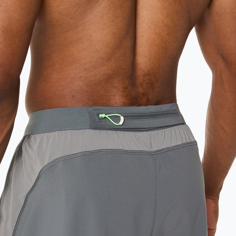 Pantaloni scurți de alergare pentru bărbați ASICS Road 2N1 5IN clay grey/steel grey/illuminate green 8