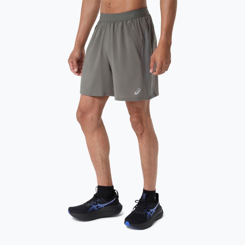 Pantaloni scurți de alergare pentru bărbați Asics Road 7In Short Truffle Grey 4