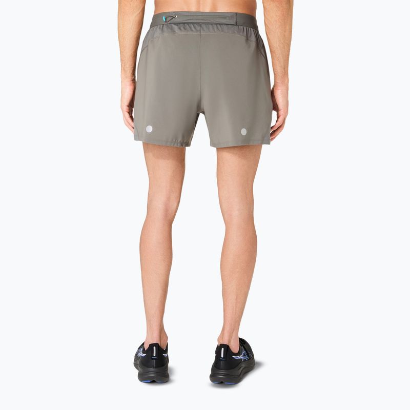 Pantaloni scurți de alergare pentru bărbați Asics Road 5In Short Truffle Grey 3