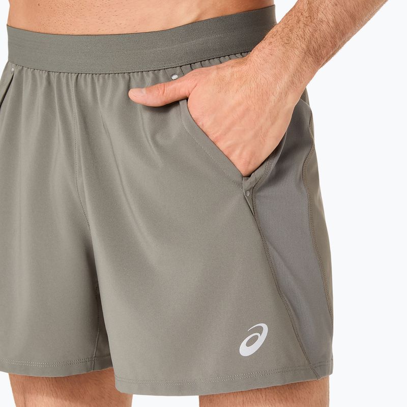 Pantaloni scurți de alergare pentru bărbați Asics Road 5In Short Truffle Grey 5