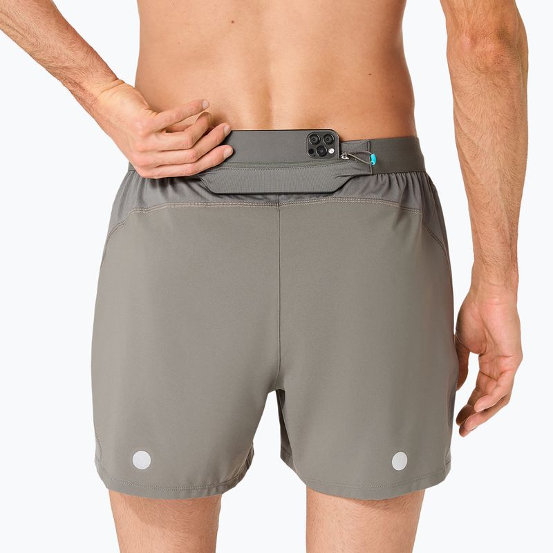 Pantaloni scurți de alergare pentru bărbați Asics Road 5In Short Truffle Grey 6