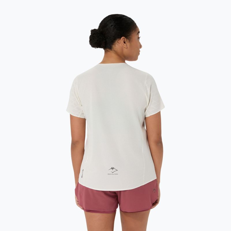 Tricou de alergare pentru femei ASICS Fujitrail Elite Graphic crem 3